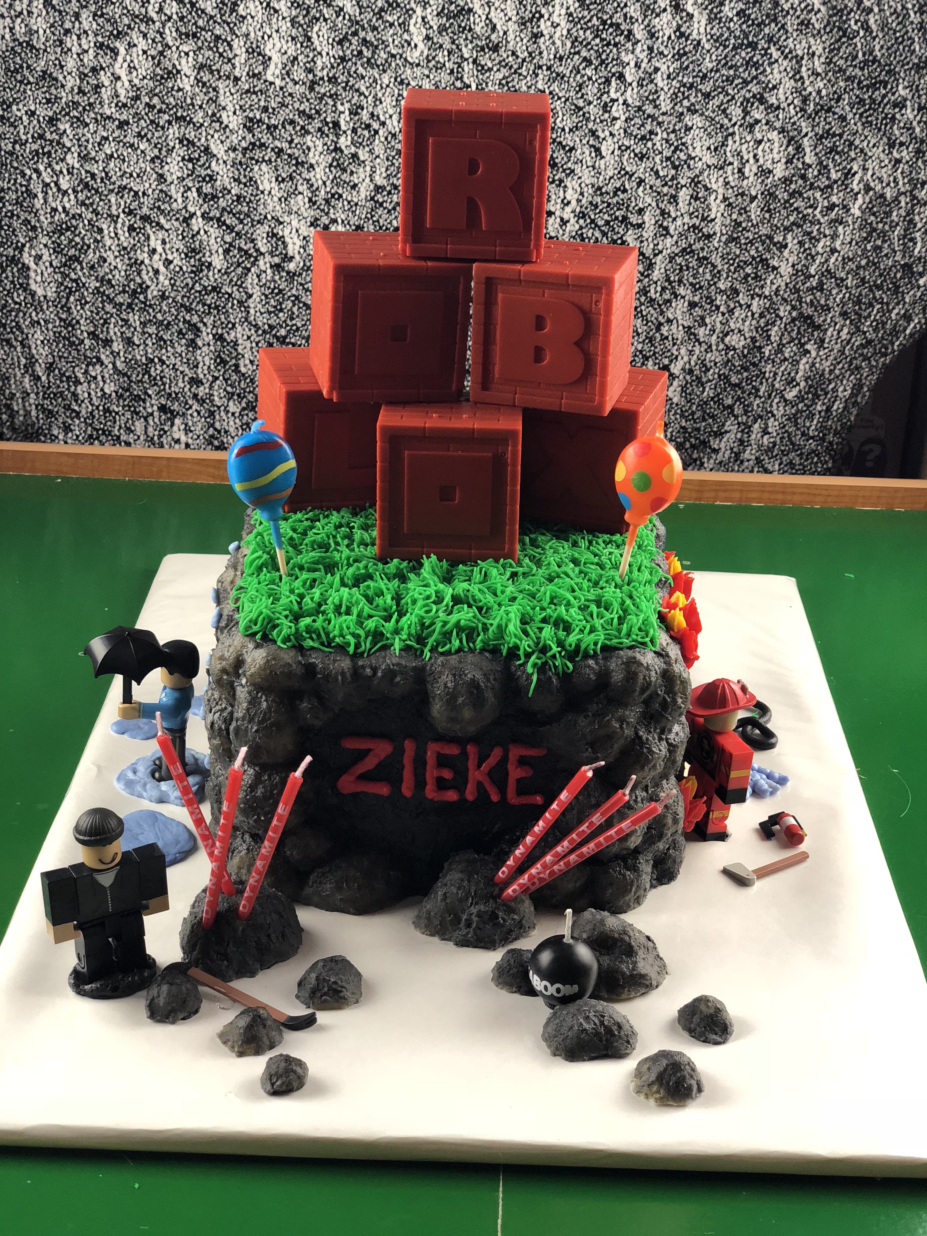 Roblox Themed Birthday Party Roblox Cake Cookies Toys And More